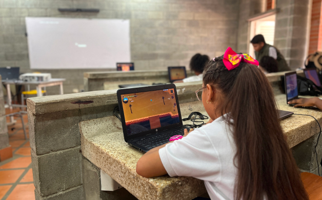 Educación financiera a través del videojuego Cash